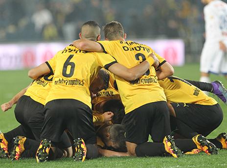 הולך להם מול הגדולות (דני מרון)