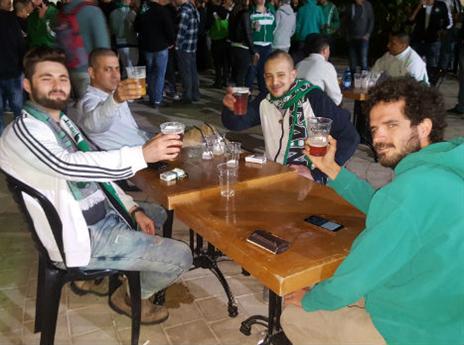 לומדים את מילות השירים (ניר רופא)