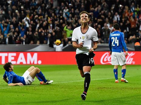 גצה בעננים אחרי השער (Getty)