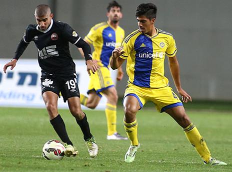 בנימין מול מכבי ת"א. חולם להגיע לקבוצה גדולה (צילום: אלן שיבר)