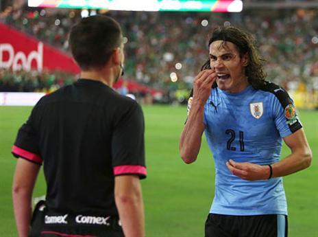 קבאני זעם על השופט (GETTYIMAGES)