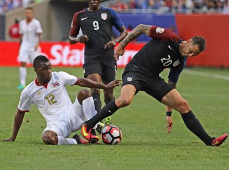 קוסטה ריקה זקוקה לנס. קמפבל (GETTYIMAGES)