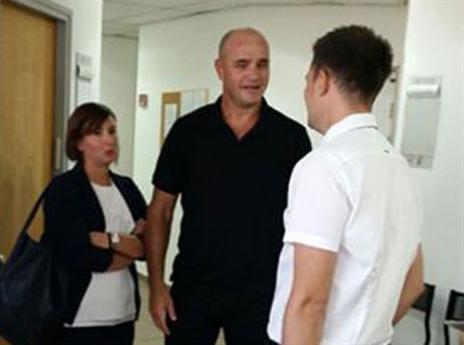 סקפטי לגבי הסכמת השחקנים. אלון