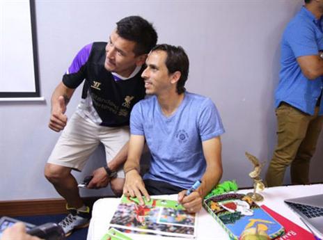 בקזחסטן לא שוכחים את התקופה של בניון באנפילד (אתר רשמי מכבי ת"א)