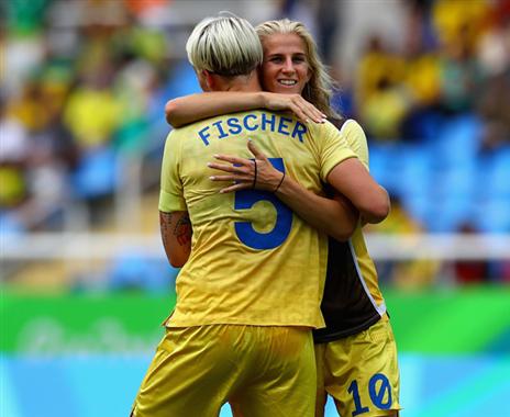 פישר חוגגת את השער (getty)