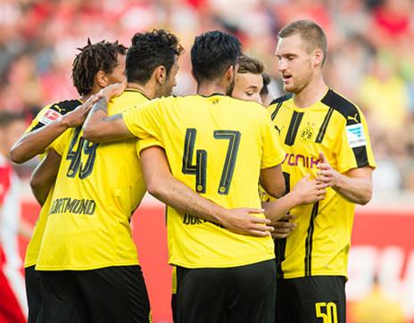 בדורטמונד מאמינים בצעירים (getty)