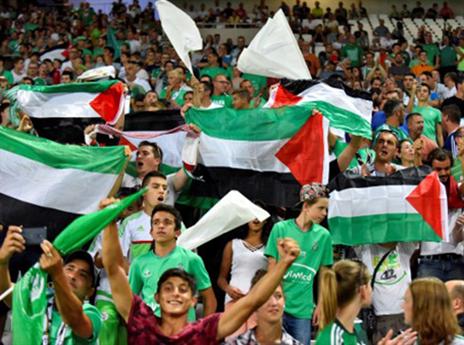 קבלת הפנים שחיכתה לבית"ר (AFP)