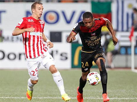 גנגאן, בינתיים, בפסגה (getty)