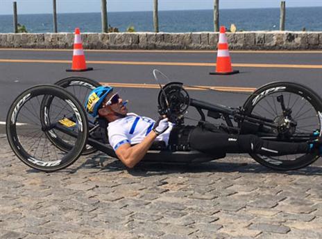 ליאון. הופעה מכובדת (קרן איזיקוביץ')