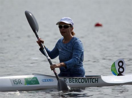 ברקוביץ'. הפנים לטוקיו (קרן איזיקסון)