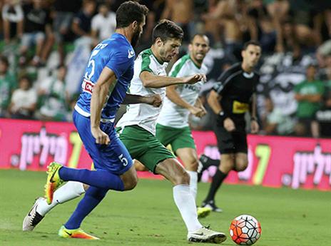 רוקאביצה המאכזב יוסט חזרה לאגף (צילום: אלן שיבר)