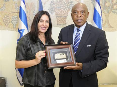 (צילום: חורחה נובומינסקי)