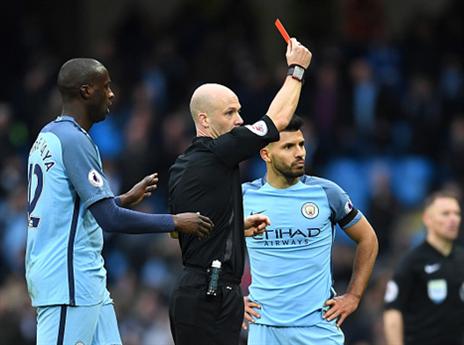 אגווארו רואה את האדום (getty)