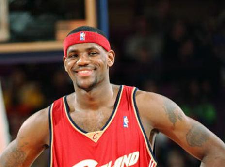 14 שנה לאחר עונת הבכורה, לברון רק הופך לצעיר יותר (getty)