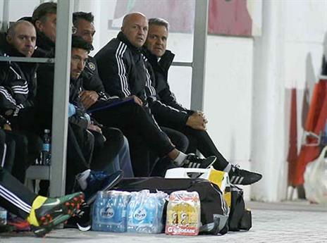 לא מתכוון להישאר על הספסל באופן קבוע. קרויף (אלן שיבר)