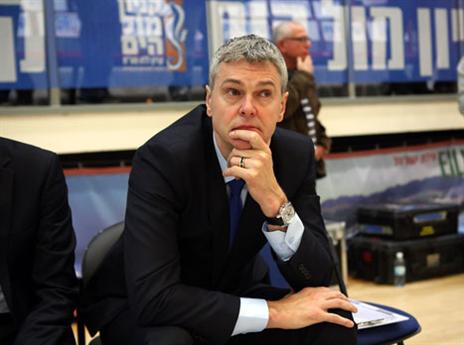 בגאצקיס. מחשבות רבות (מנהלת הליגה)