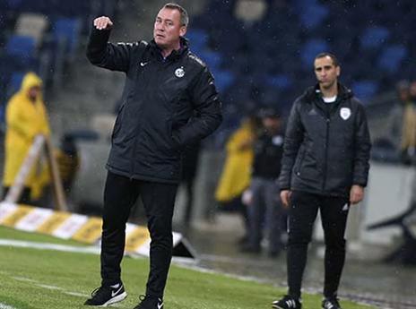 מולנסטיין על הקווים: "אני יודע לזהות את הבעיה" (אלן שיבר)