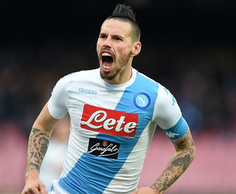 האמשיק חוגג ניצחון לתכולים (Getty)