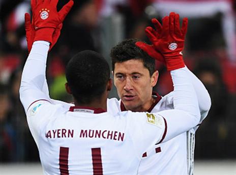 לבנדובסקי חוגג. הגיבור של באיירן (getty)