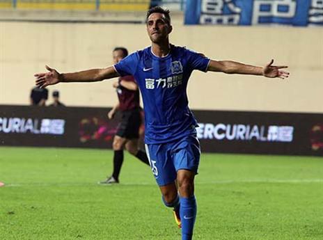 צמד במשחק ההכנה הראשון. זהבי