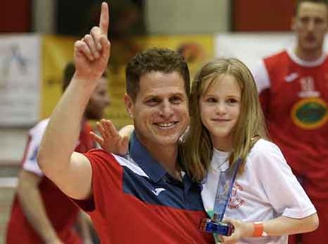 נעם כץ והדור הבא (אלן שיבר)