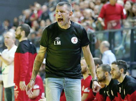 מימון. לא הצליח לשמור על התואר (אלן שיבר)