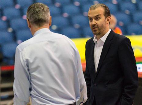 צחק אחרון. פיאניג'אני (עודד קרני)