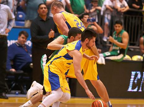 עבו. צפה בחבריו מתבזים (אלן שיבר)