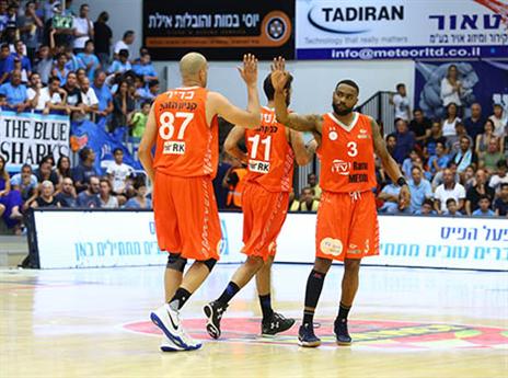 חגיגה בכתום (לירון מולדובן)