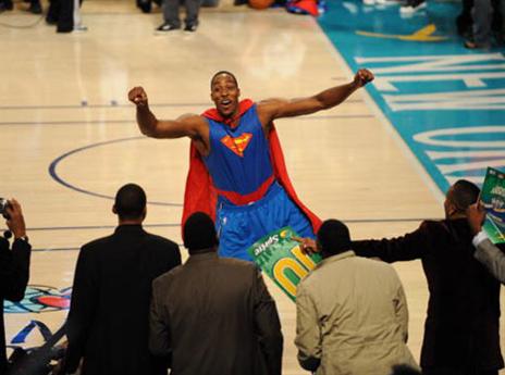 סופרמן יכול לשחק עם גיבור על לצדו? (getty)