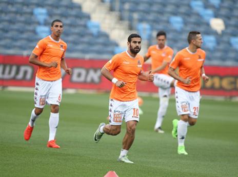 גורדנה. "הסגל שקיים לא שווה פלייאוף עליון"