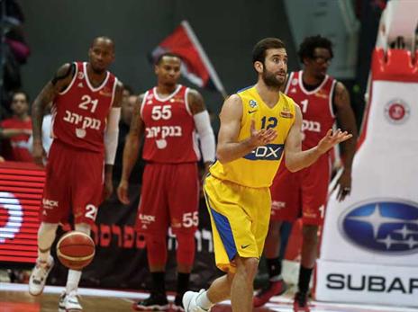 זכה ב-2 אליפויות עם מכבי ת"א. אוחיון (אלן שיבר)