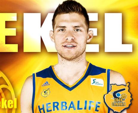 מקל במדים החדשים (הטוויטר של גראן קנאריה)