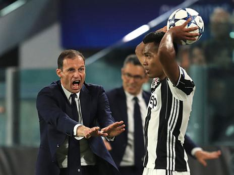 אלגרי ימנע מאלכס סנדרו לעבור? (getty)