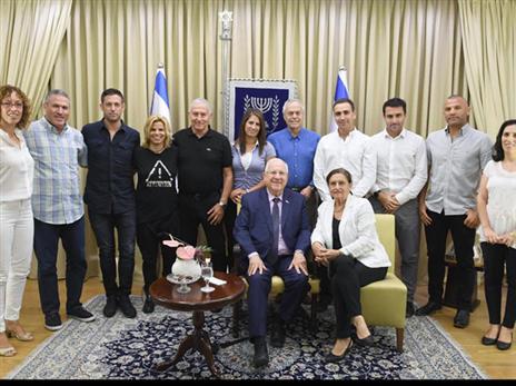 חברי הוועדה (צילום: מארק ניימן)