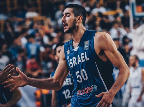 זוסמן. קיבל ביטחון מקטש (FIBA)