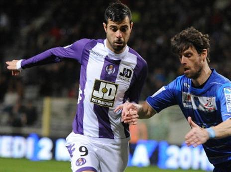 בן בסט במדי טולוז. "אני לא אותו שחקן היום, אין ספק"