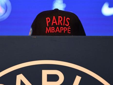 לא רק לניימאר הכינו כובע (צילום: פ.ס.ז')