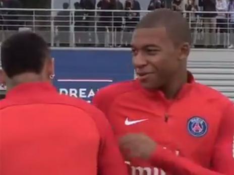 טירוף בחלון ההעברות. ניימאר ואמבפה (getty)