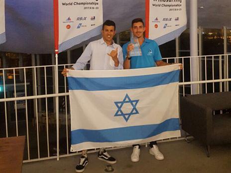 אלימלך וצוברי מסיימים בחיוך (איגוד השייט)