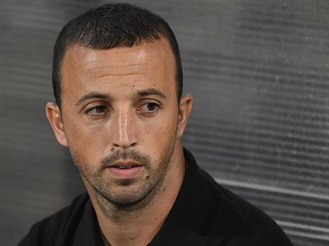 הבין את הטעות מאוחר. בן זקן (אנצ'ו גוש)