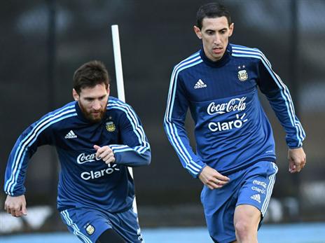 יצא להגנת די מאריה. מסי (getty)