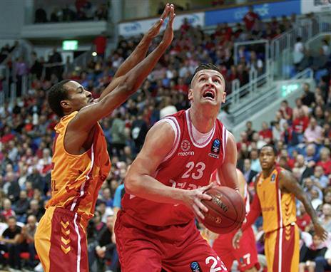 אומיץ'. אכזבה בצבע (אלן שיבר)