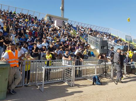 1,300 אוהדים הגיעו לראות את הכוכבים של בית"ר