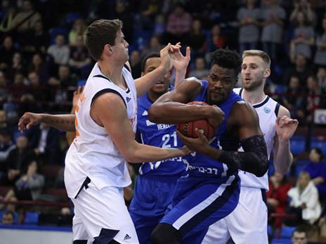 אדריאן. הבולט בהרצליה (FIBA)