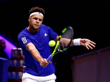 צונגה לא הצליח לסגור עניין, אבל למזלו פוי השלים את המשימה (getty)