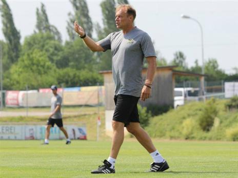 בטוח בדרך שלו. ואן לייבן (האתר הרשמי)