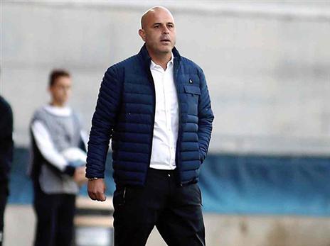 יהיה לו סעיף יציאה לנבחרת. אבוקסיס (אלן שיבר)