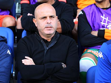 אבוקסיס. מתייחס לרעננה בשיא הרצינות