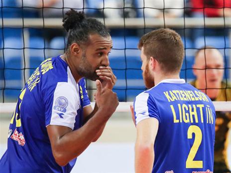 ניצחון דרמטי למכבי ת"א (צילום: איגוד הכדורעף)